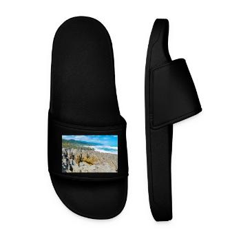 Punakaiki Pancake Rocks coastline Paparoa New Zeal - Men’s Pool Sliders - black - Front