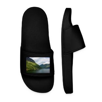 Eingang der Geiranger Fjorde bei Geiranger - Männer Badelatschen - Schwarz - Vorne