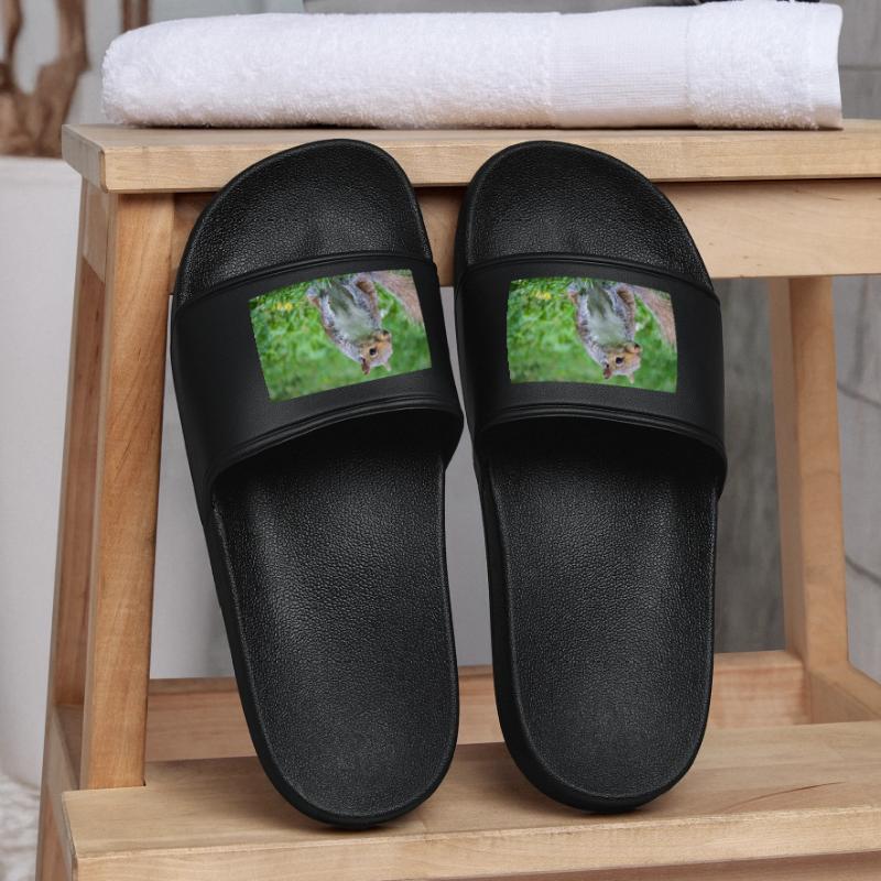 Grey squirrel Grauhörnchen Sciurus carolinensis Men’s Pool Sliders