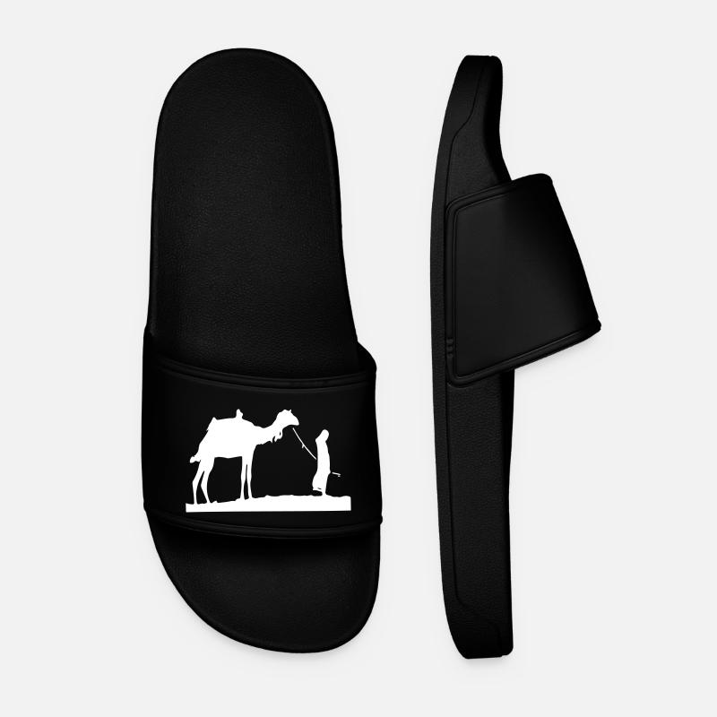 Sahara desert camel - Men’s Pool Sliders - black