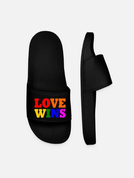 Love wins - Men’s Pool Sliders - black