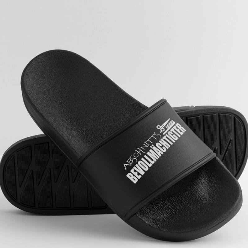 SECTION REPRESENTATIVE Men’s Pool Sliders