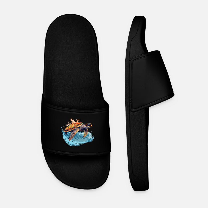 Wild sea turtle in wave - Men’s Pool Sliders - black