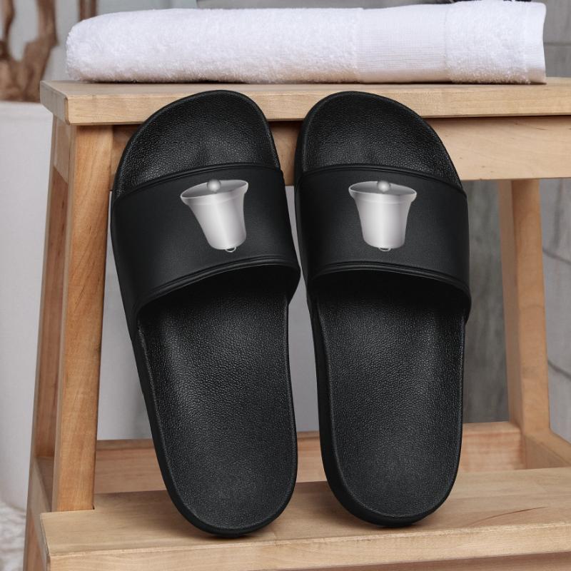 große silberfarbene Kirchen Glocke oder Glöckchen Männer Badelatschen