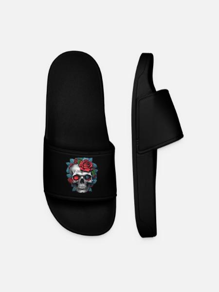 Skull with roses - Men’s Pool Sliders - black