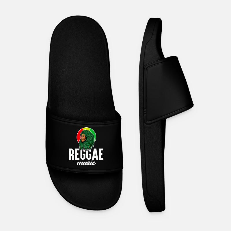 Reggae-Löwe in Rasta-Farben - Männer Badelatschen - Schwarz