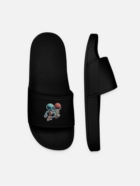 Basketball Dunking Alien - Men’s Pool Sliders - black
