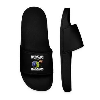 DON'T GET MAD AT LAZY PEOPLE THEY'RE DOING NOTHING - Men’s Pool Sliders - black - Front