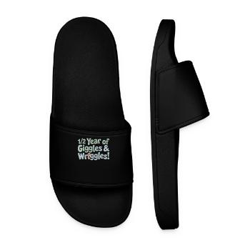 Six months of laughter and wiggling half-year-olds - Men’s Pool Sliders - black - Front