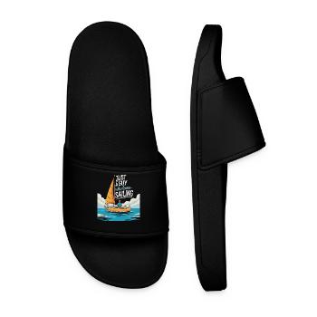 Juste un gars qui aime la voile – Sail Design - Claquettes Homme - noir - Devant