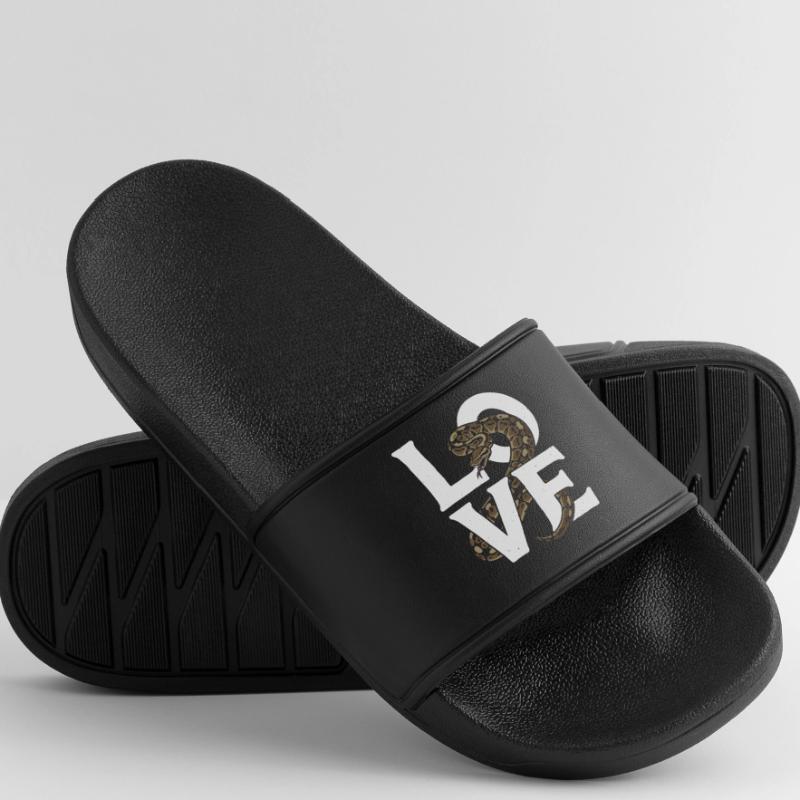 Les serpents rois Python ADORENT les pythons de terrarium Claquettes Homme