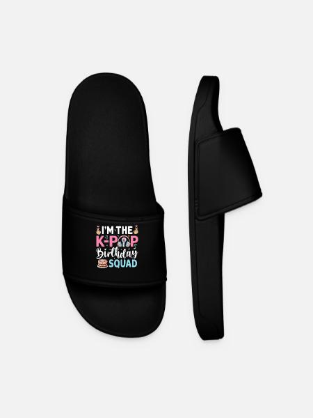 I'm The K-Pop Birthday Squad - Men’s Pool Sliders - black