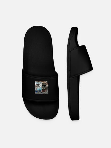 Lost Place Front Door No. 5 Leave Dilapidated Urban - Men’s Pool Sliders - black
