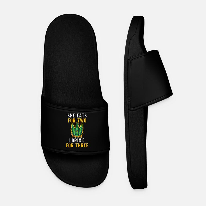Funny Expecting Dad Beer - Men’s Pool Sliders - black