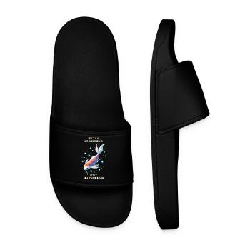 Compétence débloquée : Koi Whisperer | Étang de carpes koï - Claquettes Homme - noir - Devant