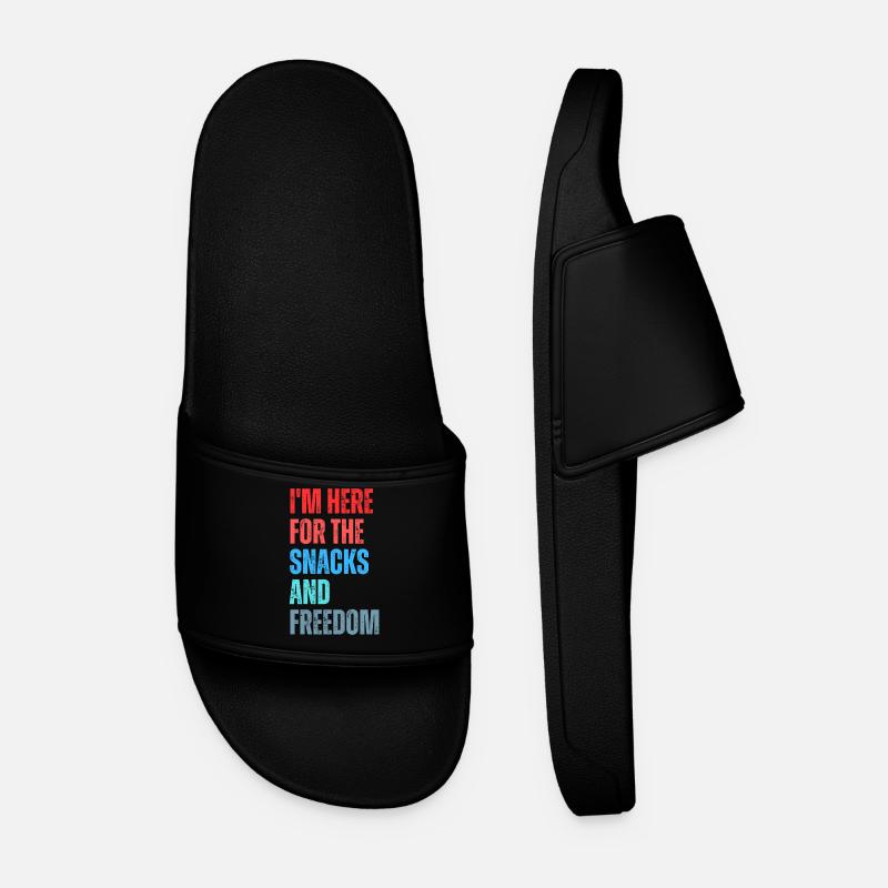 Snacking pleasure and freedom Slogan - Men’s Pool Sliders - black