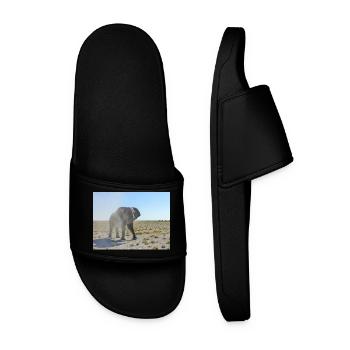 Elefant und Landschaft im Etosha Nationalpark - Männer Badelatschen - Schwarz - Vorne