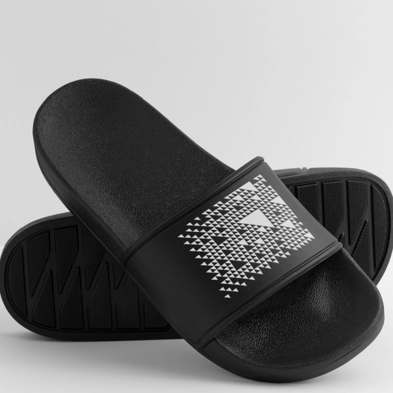 Triangular Mosaic Grid Men’s Pool Sliders
