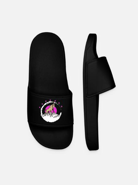Summit buck in front of pink moon Capricorn - Men’s Pool Sliders - black