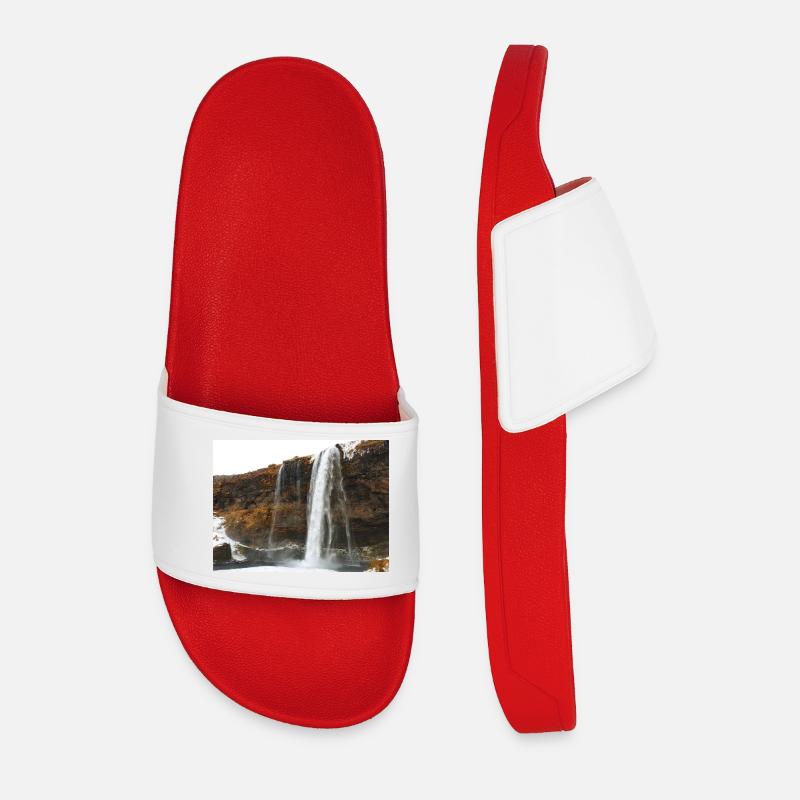 Beautiful waterfall in winter - Men’s Pool Sliders - red