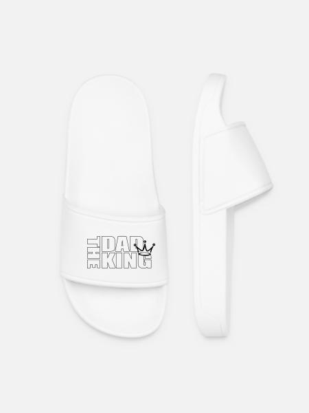 The Dad King – Crowned Father Statement Design - Women’s Pool Sliders - white