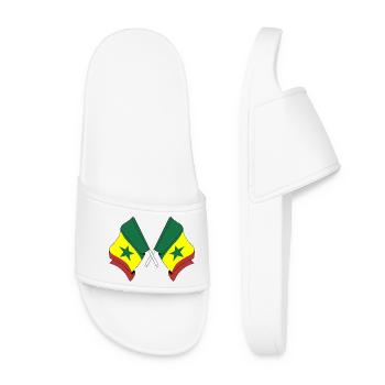 Deux drapeaux croisés du Sénégal - Claquettes Femme - blanc - Devant