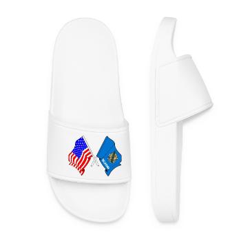 Drapeau des États-Unis et de l’État de l’Oklahoma croisés - Claquettes Femme - blanc - Devant