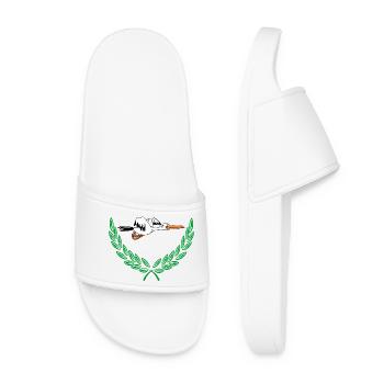 Cute stork in green laurel wreath - Women’s Pool Sliders - white - Front