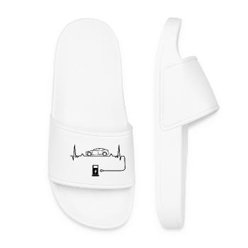 Electric car love with heartbeat Electric cars - Women’s Pool Sliders - white - Front
