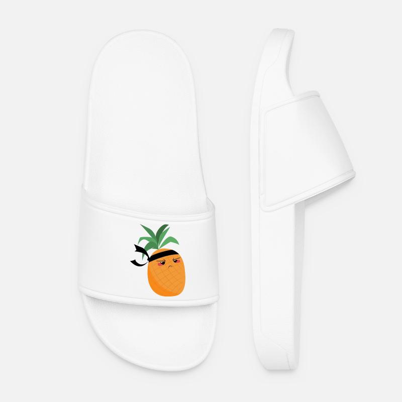 Ninja-Ananas – Fruchtiger Krieger - Frauen Badelatschen - Weiß