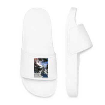 Winter Forest Rays of sunshine in the snow - Women’s Pool Sliders - white - Front