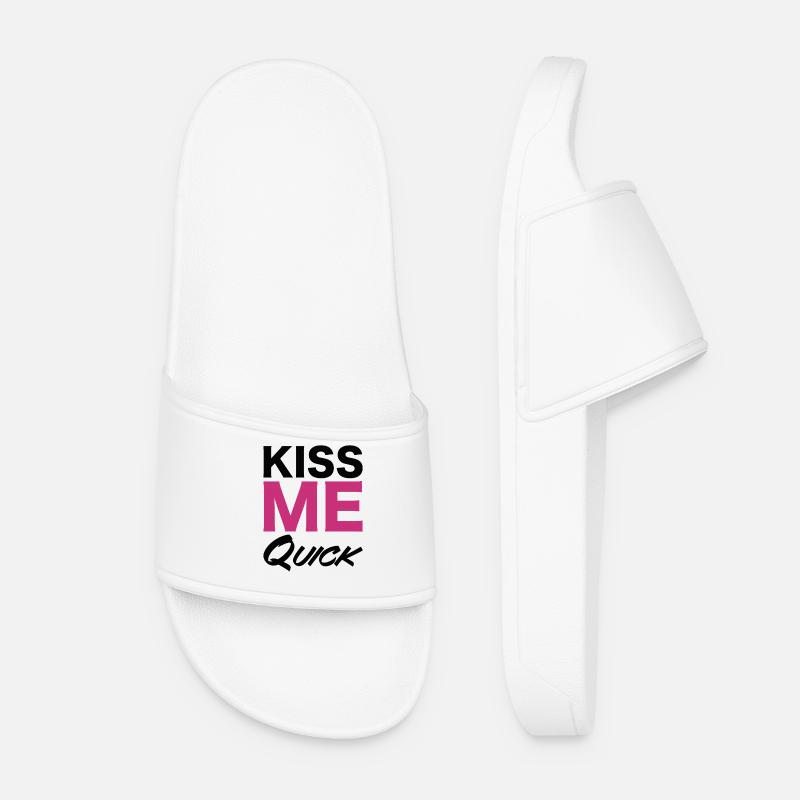 Conception de typographie rapide Kiss Me - Claquettes Femme - blanc