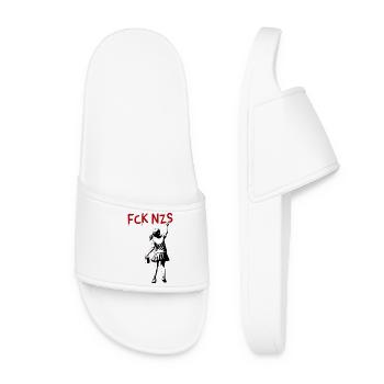 FCK NZS Girls Against Racism Street Art Style - Women’s Pool Sliders - white - Front