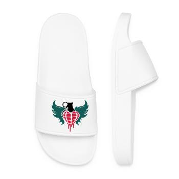 Grenade heart with wings - Women’s Pool Sliders - white - Front