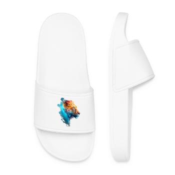 Belle lionne colorée dans la fumée bleue - Claquettes Femme - blanc - Devant