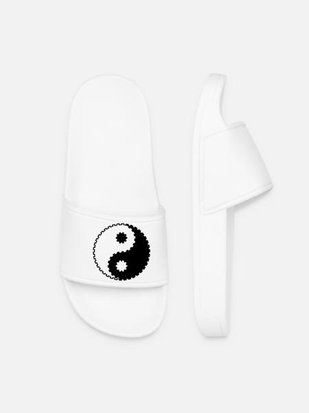 Équipement Yin Yang – Équilibre et technique asiatiques - Claquettes Femme - blanc