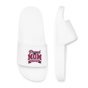 Proud Mom 2026 Graduate Varsity Arch - Women’s Pool Sliders - white - Front