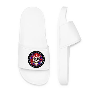 Pirate Skull on Dartboard - Women’s Pool Sliders - white - Front