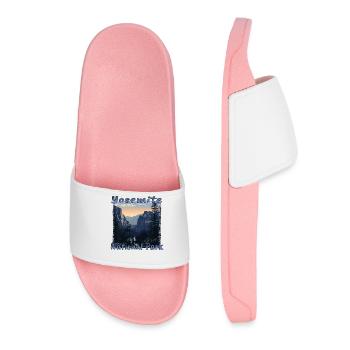 Yosemite Park: Grunge & Natural Wonders - Women’s Pool Sliders - light pink - Front