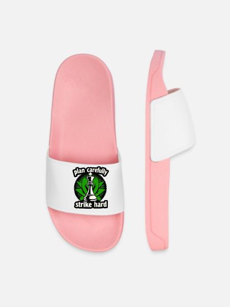 Schach plan carefully strike hard - Women’s Pool Sliders - light pink