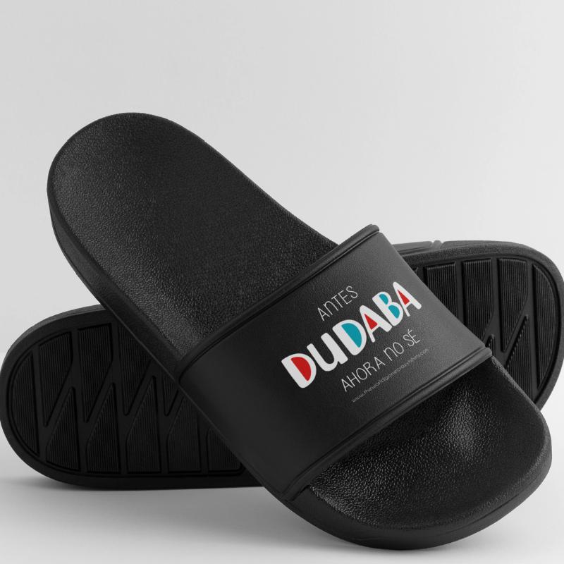 J’avais l’habitude de douter (sombre) Claquettes Femme