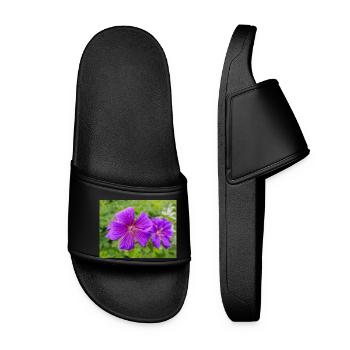 Geranium Brookside in german Storchschnäbel - Women’s Pool Sliders - black - Front