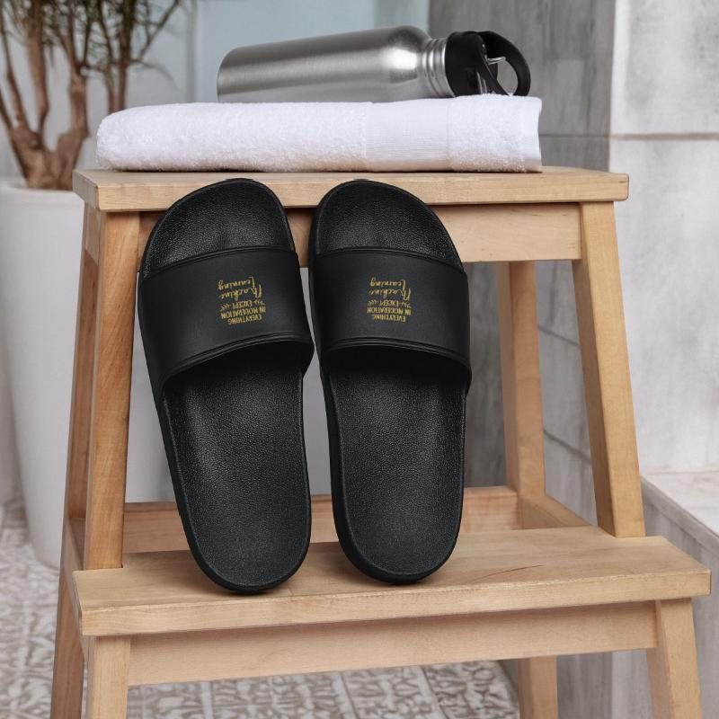 Women’s Pool Sliders