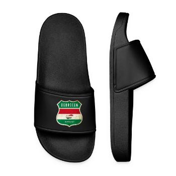 Design du drapeau hongrois de Debrecen - Claquettes Femme - noir - Devant