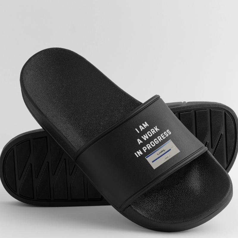 Work in progress – Loading bar Women’s Pool Sliders