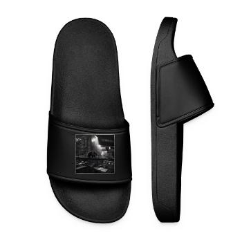 Bear Industry Lost Place Retro Factory Animal Crime - Women’s Pool Sliders - black - Front