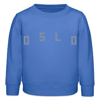 Oslo - Sweat enfant bio Stanley/Stella - carolina blue - Devant - AI Model Kid Female (0cm)