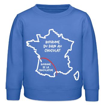 Pain au Chocolat oder Chocolatine lustige Karte Frankreich - Kinder Organic Sweatshirt Mini Changer von Stanley/Stella - carolina Blue - Vorne - AI Model Kid Female (0cm)