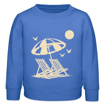 Strandurlaub mit Liegestühlen unter Sonnenschirm - Kinder Organic Sweatshirt Mini Changer von Stanley/Stella - carolina Blue - Vorne - AI Model Kid Female (0cm)