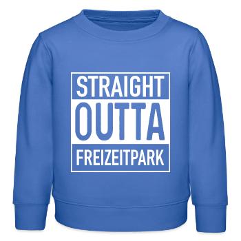 Straight OUTTA Freizeitpark - Kinder Organic Sweatshirt Mini Changer von Stanley/Stella - carolina Blue - Vorne - AI Model Kid Female (0cm)